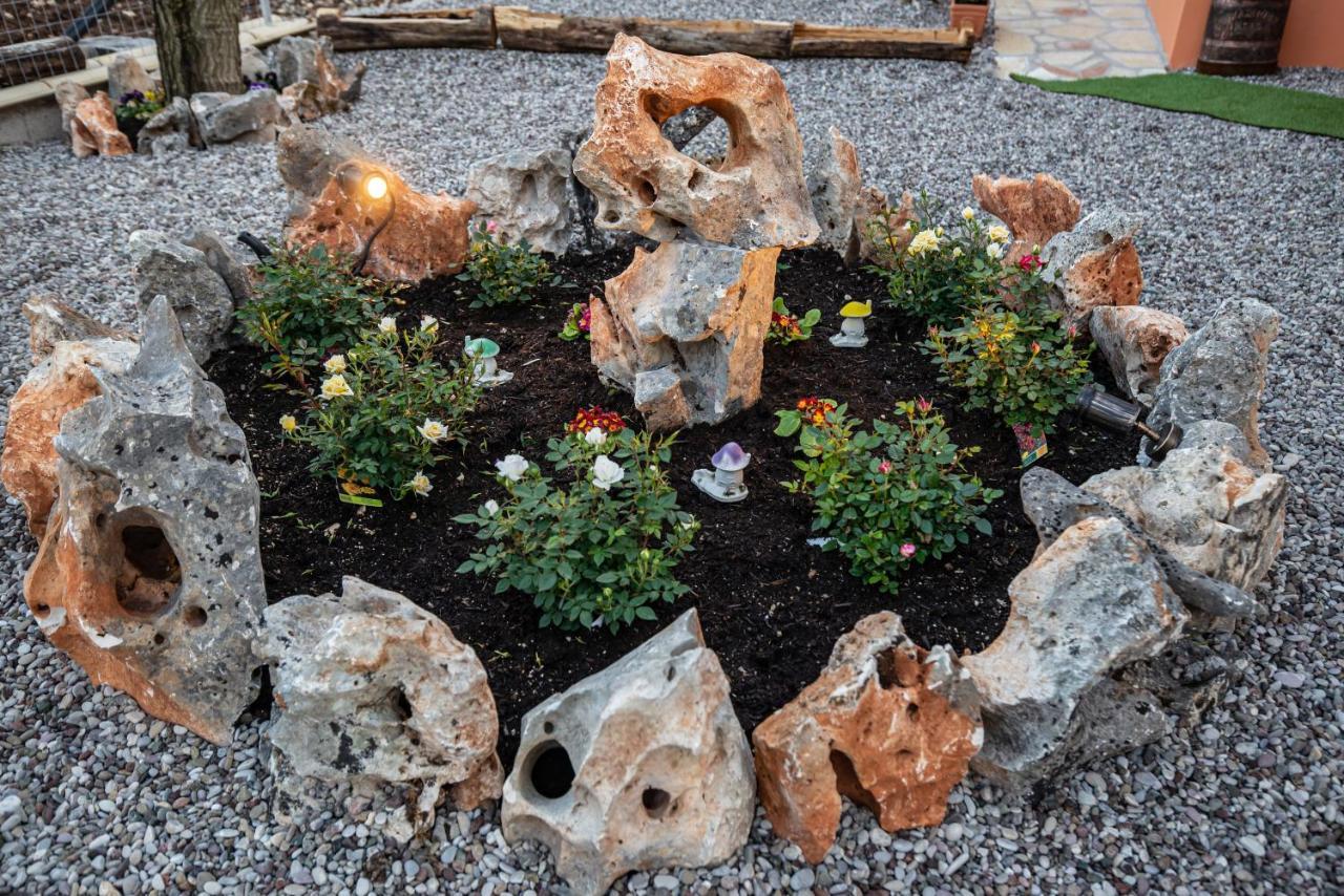 Rock Garden Villa Marandokhórion Exterior foto